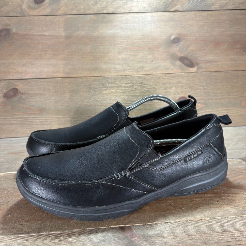 Skechers Harper Forde Mens size 10.5 shoes Black Leather Slip On Casual Loafers